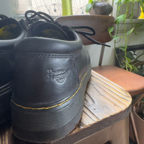 Dr. Martens Black Leather Oxford Shoes Men's Classic Uniform Workwear - Picture 5 of 10